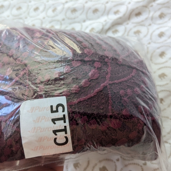 Victoria's secret lace lined no wire padded red vine burgundy bra 34DD - Picture 2 of 6